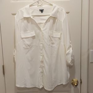 Torrid new white button up blouse